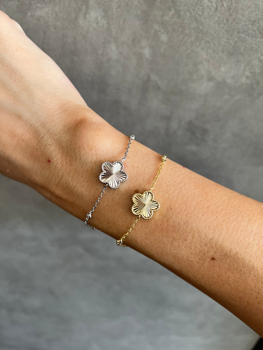 Mother Single Clove Matte Bracelet lumai joyeria