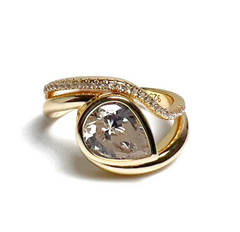 Wave Drop Pave Gold Ring