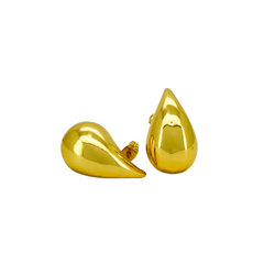 Middle Dupe Drop Earrings