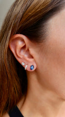 Sapphire Oval White Gold Stud 18k