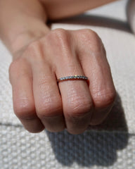 Half Diamond Band Gold 18k