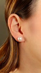 Natural Pearl Studs 14k