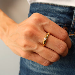--- Inlay Single Diamond Gold Ring 14k