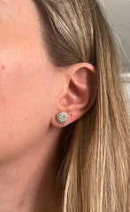 Round Ilusion Diamond Stud 14k